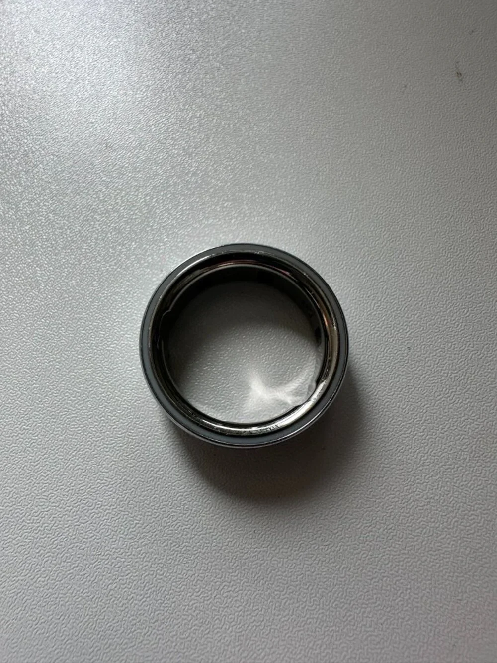 Oura Ring 4 with Box & Charger - Silver - Size 9